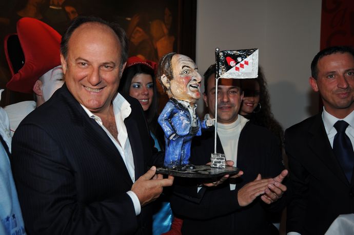 Ingrandisci la foto